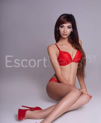 Photo escort girl Naomi: the best escort service