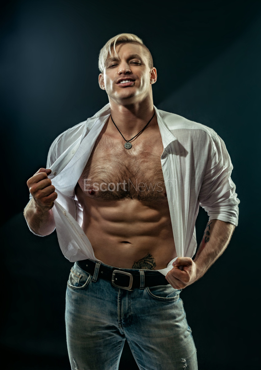 Rodion : sexiest escort boys in Moscow