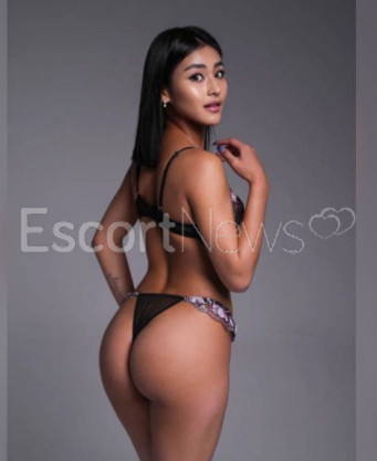 Photo escort girl Aya: the best escort service