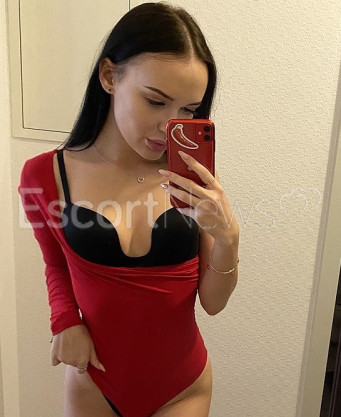 Photo escort girl Nina: the best escort service