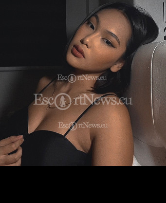 Photo escort girl Raya: the best escort service