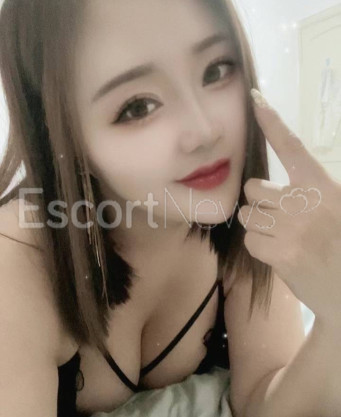 Photo escort girl Johanna: the best escort service