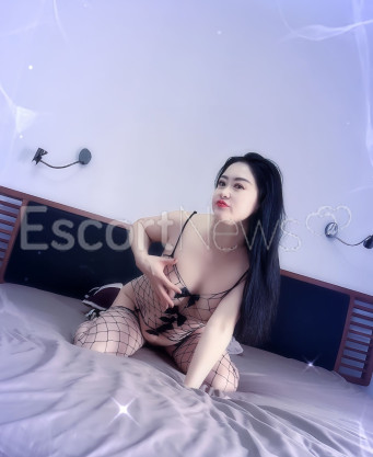 Photo escort girl Yaqi: the best escort service