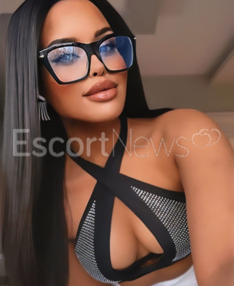 Photo escort girl Senanur: the best escort service