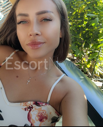 Photo escort girl Victoria : the best escort service